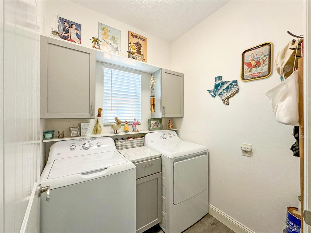 959 Surfview, Crystal Beach, Texas image 35