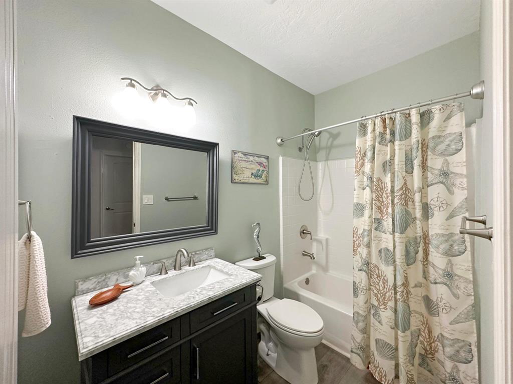 959 Surfview, Crystal Beach, Texas image 17