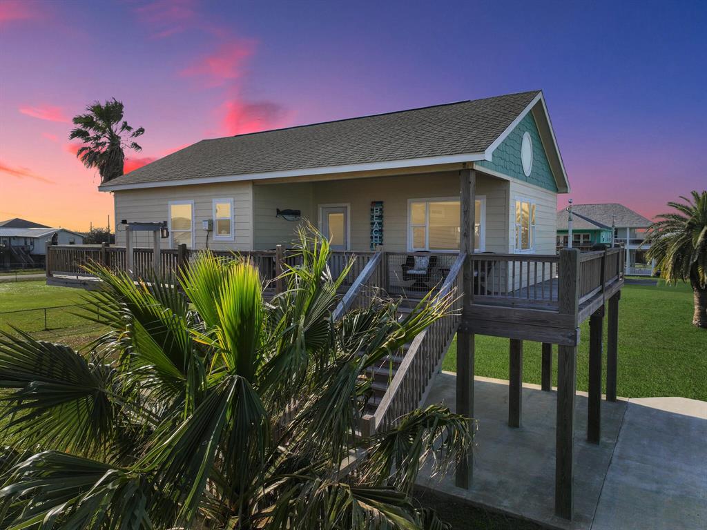 959 Surfview, Crystal Beach, Texas image 1