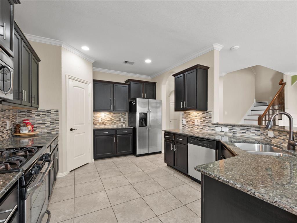 23468 Aiken Woods Drive, New Caney, Texas image 8