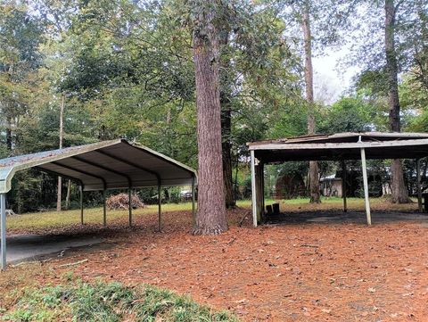 A home in Woodville