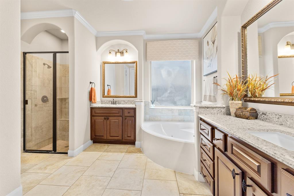 2322 Dolan Springs Lane, Friendswood, Texas image 12