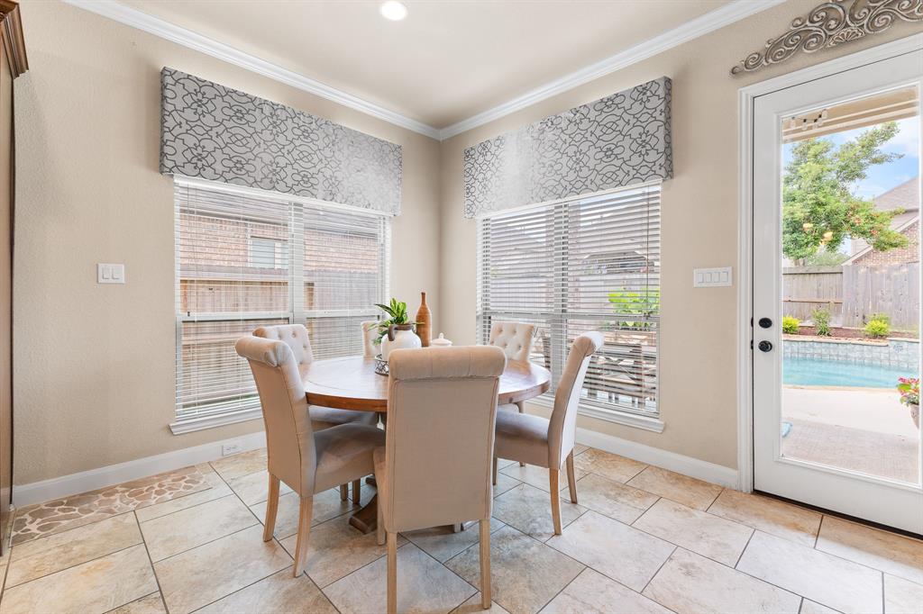 2322 Dolan Springs Lane, Friendswood, Texas image 6
