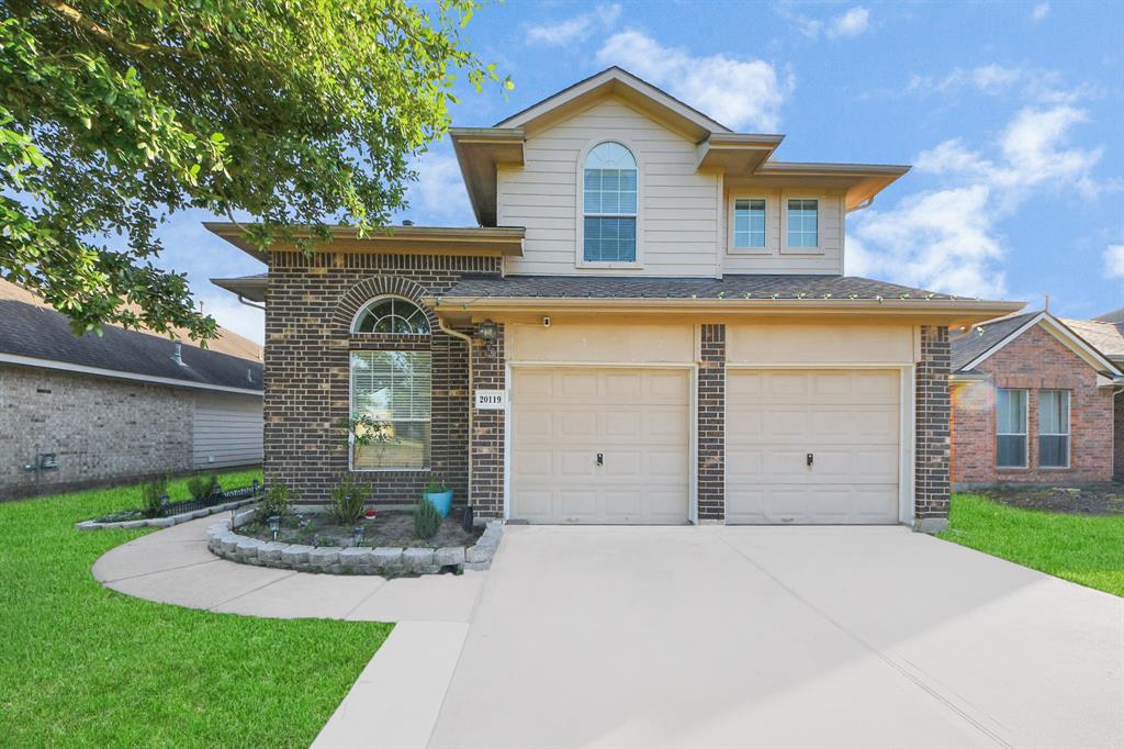 20119 Sendera Oaks Lane, Cypress, Texas image 1