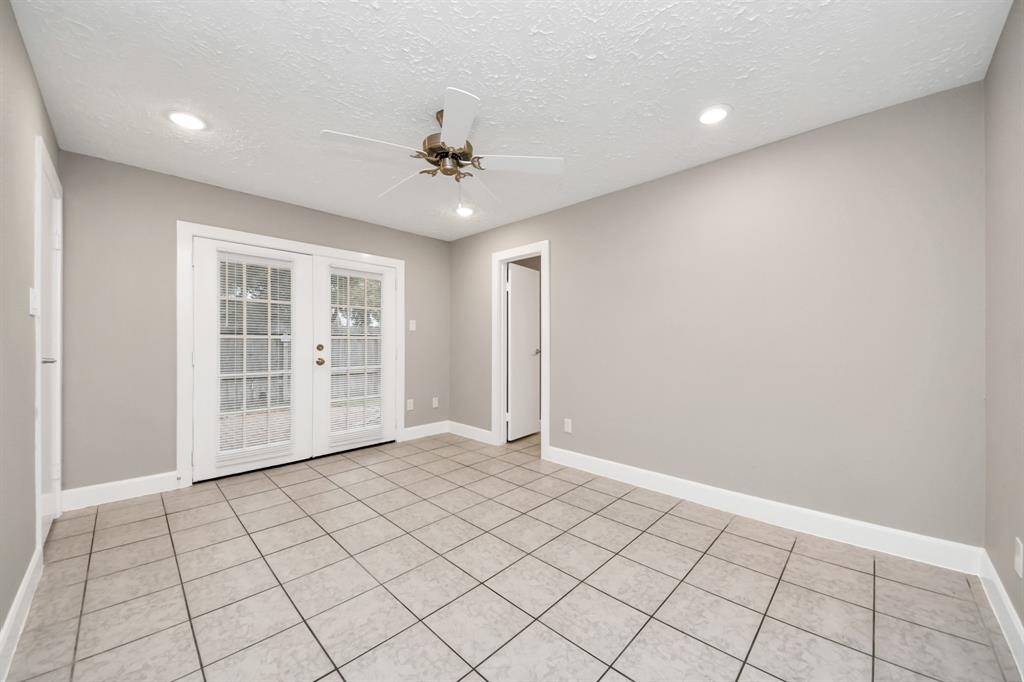 10046 Rosbrook Drive, Houston, Texas image 22