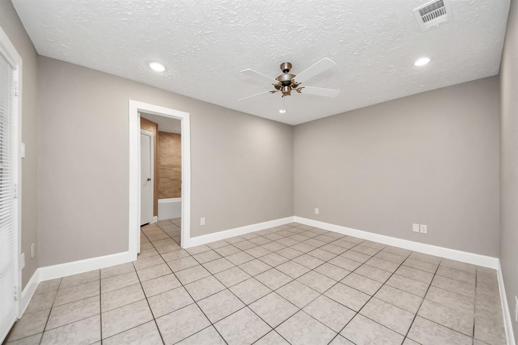 10046 Rosbrook Drive, Houston, Texas image 21