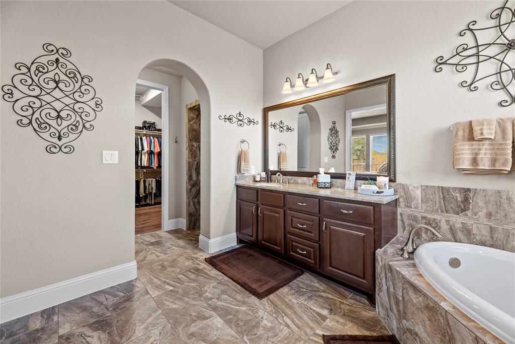 20510 Knights Branch Drive, Cypress, Texas image 31