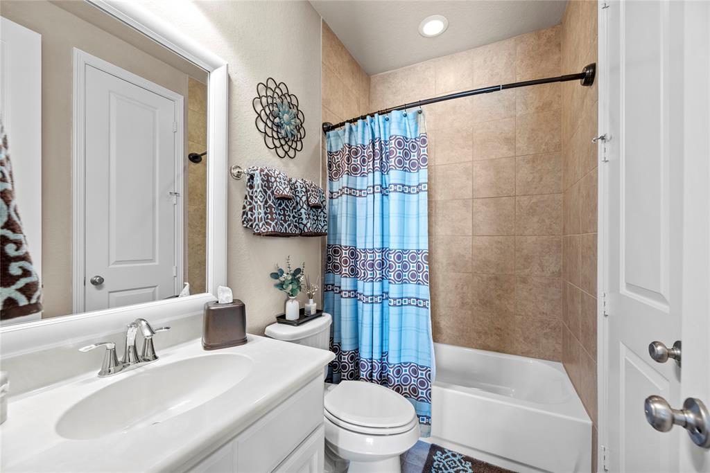 20510 Knights Branch Drive, Cypress, Texas image 15