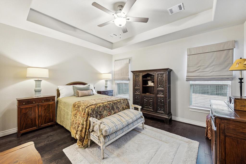 443 Hunters Crossing Drive, Sealy, Texas image 15