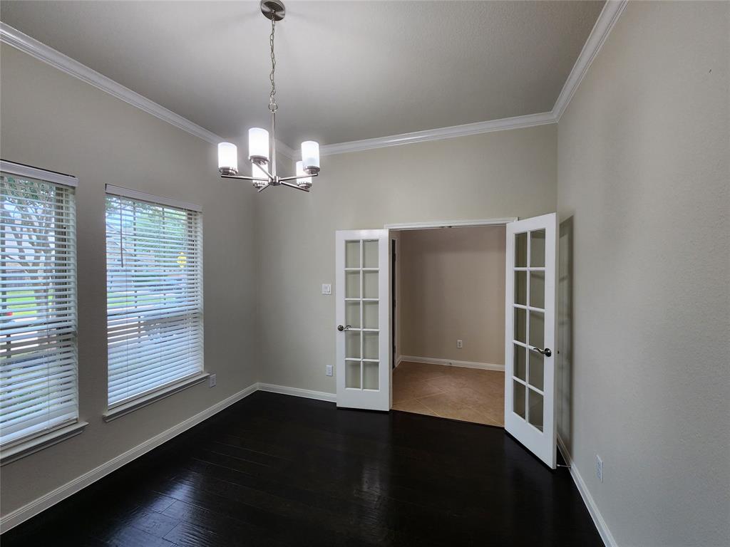 10022 Western Pine Trail