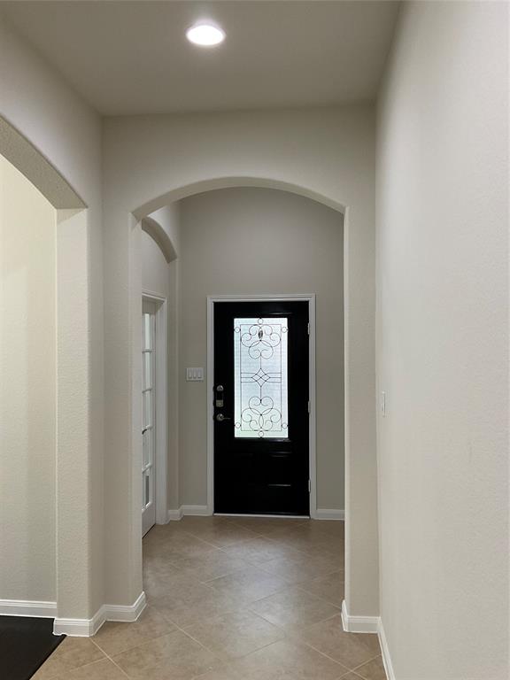10022 Western Pine Trail