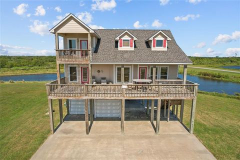 A home in Port Bolivar