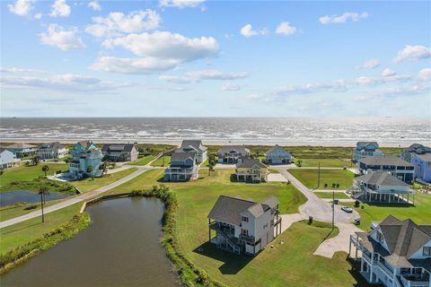 A home in Port Bolivar