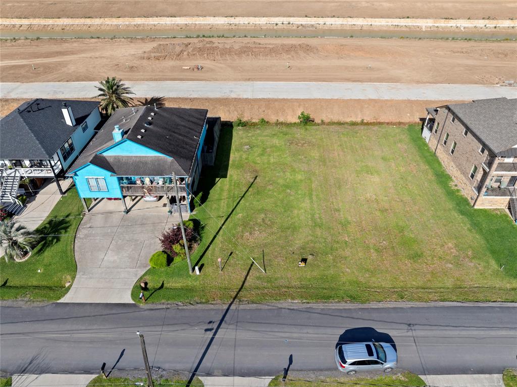 408 West Drive, League City, Texas image 2