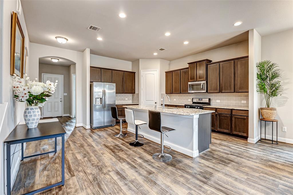 29515 Crimson Beech Drive, Spring, Texas image 9