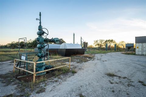 A home in Goliad