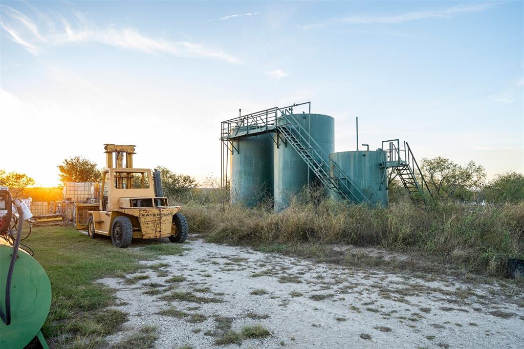 17047 State Highway 239w, Goliad, Texas image 44