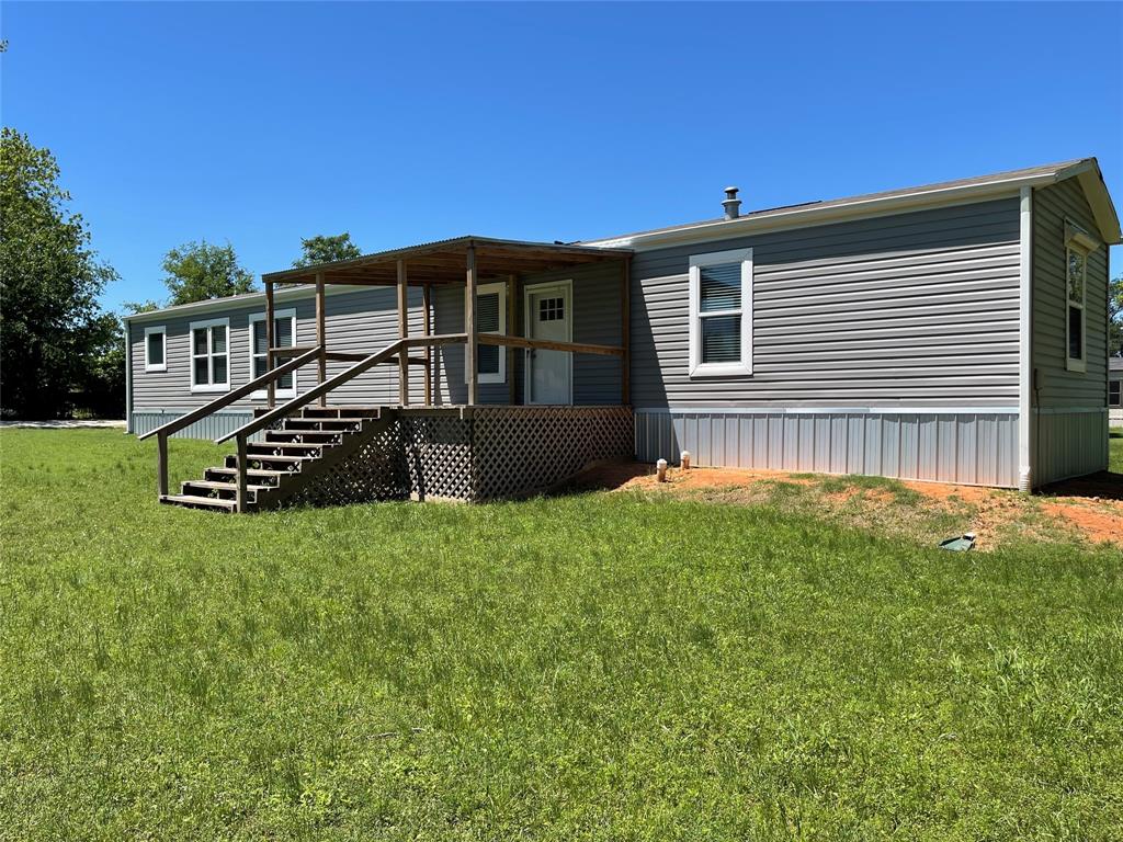 322 E College Street, Fairfield, Texas image 2