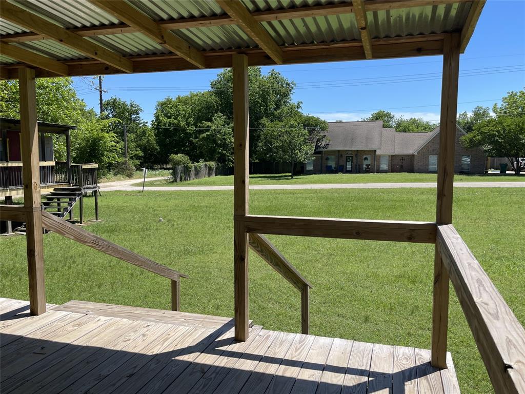 322 E College Street, Fairfield, Texas image 4