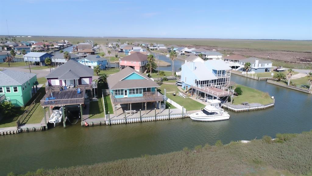 1682 Blue Water Drive, Freeport, Texas image 4