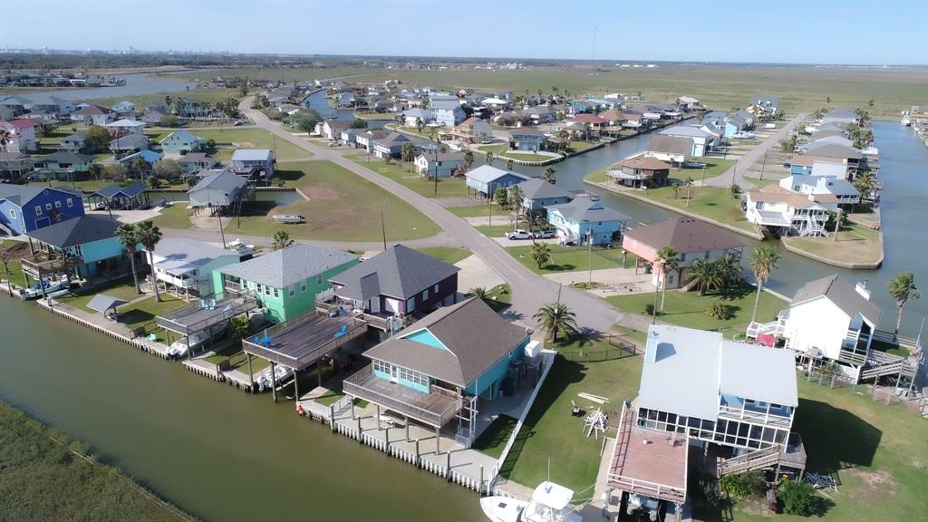 1682 Blue Water Drive, Freeport, Texas image 48