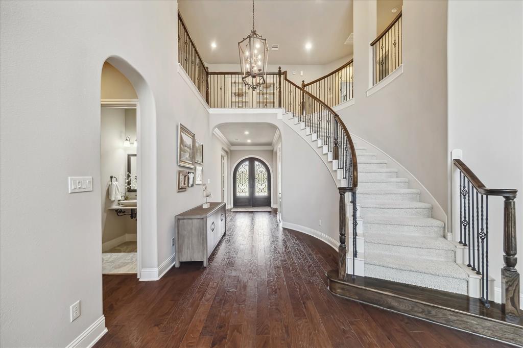 5315 Orchid Garden Court