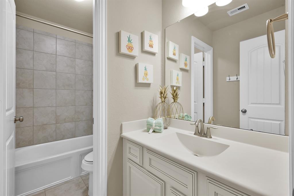 15702 Jacobs Creek Drive, Cypress, Texas image 33