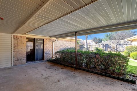 Single Family Residence in Pasadena TX 3946 Salvador Street 15.jpg