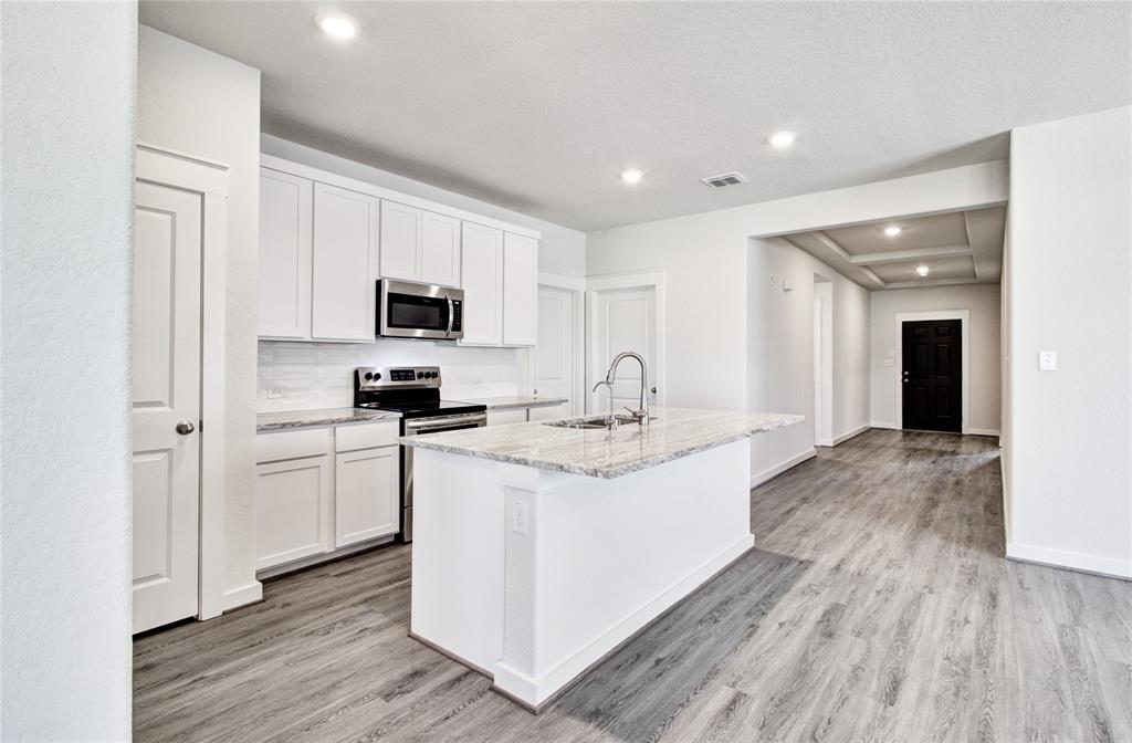 12706 Dina Springs Lane, Magnolia, Texas image 4