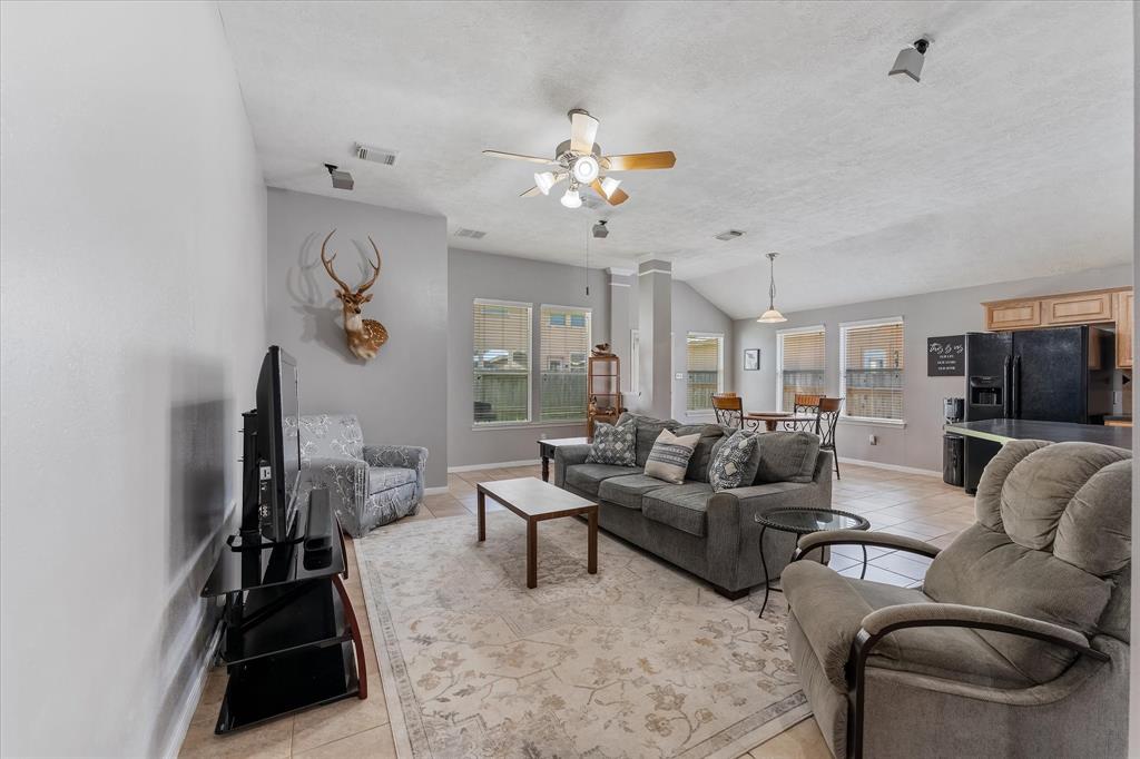 18903 Squirrel Oaks Drive, Magnolia, Texas image 24