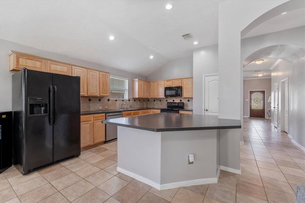 18903 Squirrel Oaks Drive, Magnolia, Texas image 12