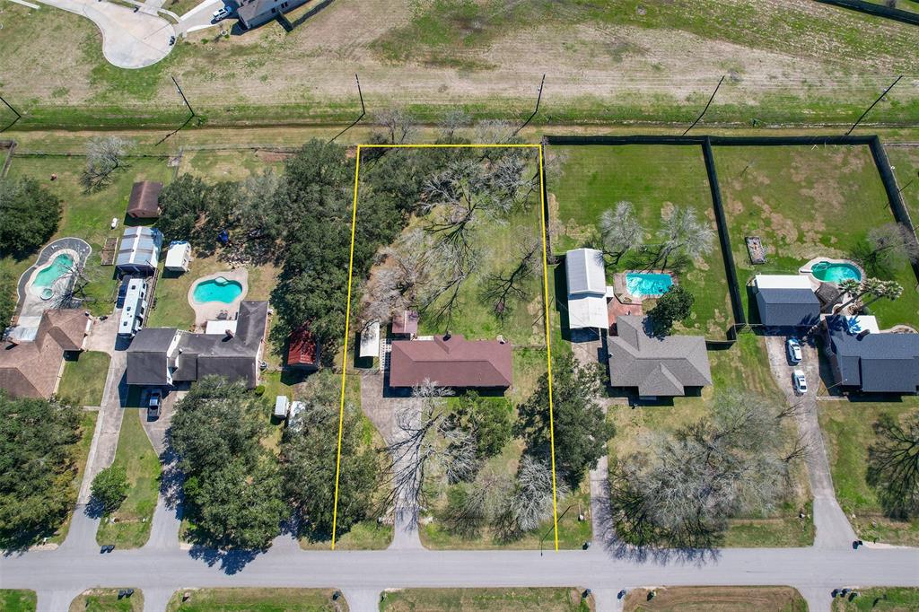 12110 Cherry Point Drive, Mont Belvieu, Texas image 28