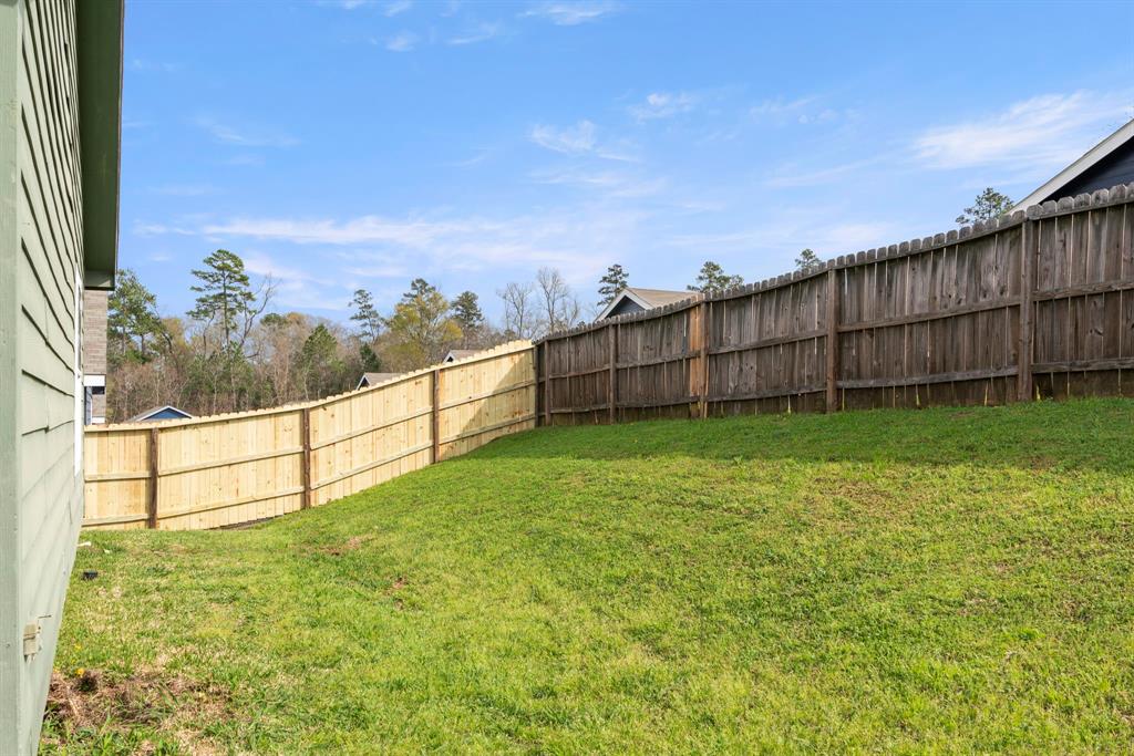 117 Varsity Drive, Huntsville, Texas image 8