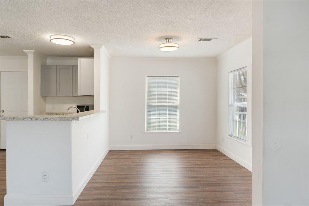 117 Varsity Drive, Huntsville, Texas image 12