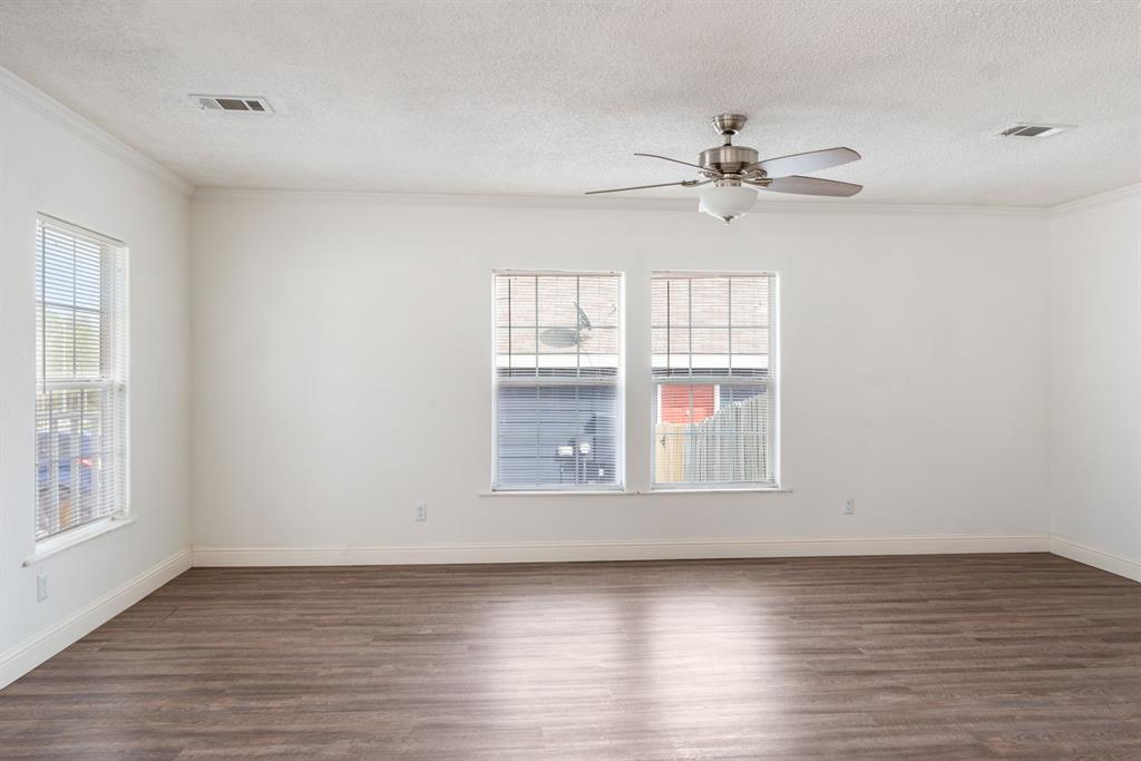 117 Varsity Drive, Huntsville, Texas image 11