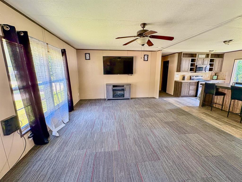 1227 Post Oak Circle Cir, Trinity, Texas image 9