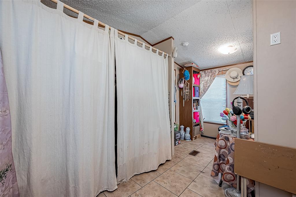 1305 County Road 3406, Cleveland, Texas image 18