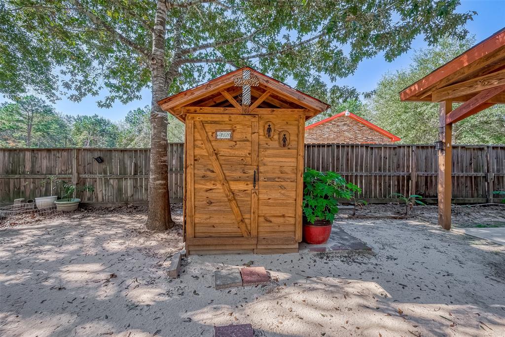 1305 County Road 3406, Cleveland, Texas image 28