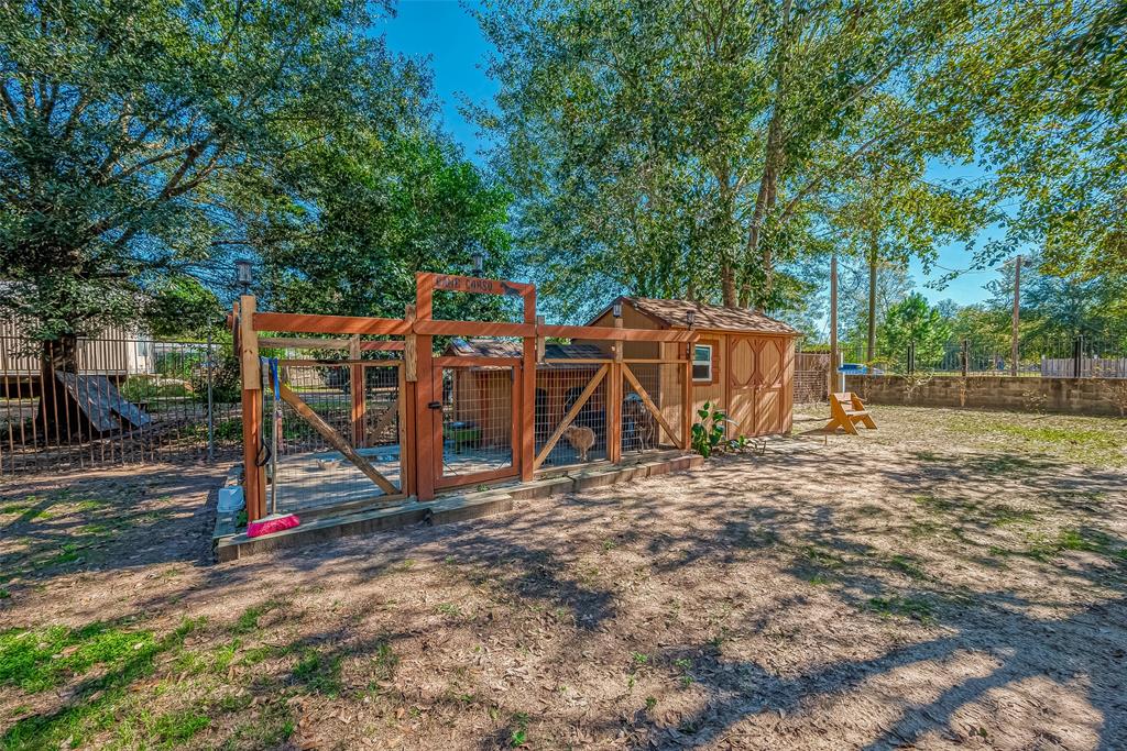 1305 County Road 3406, Cleveland, Texas image 8
