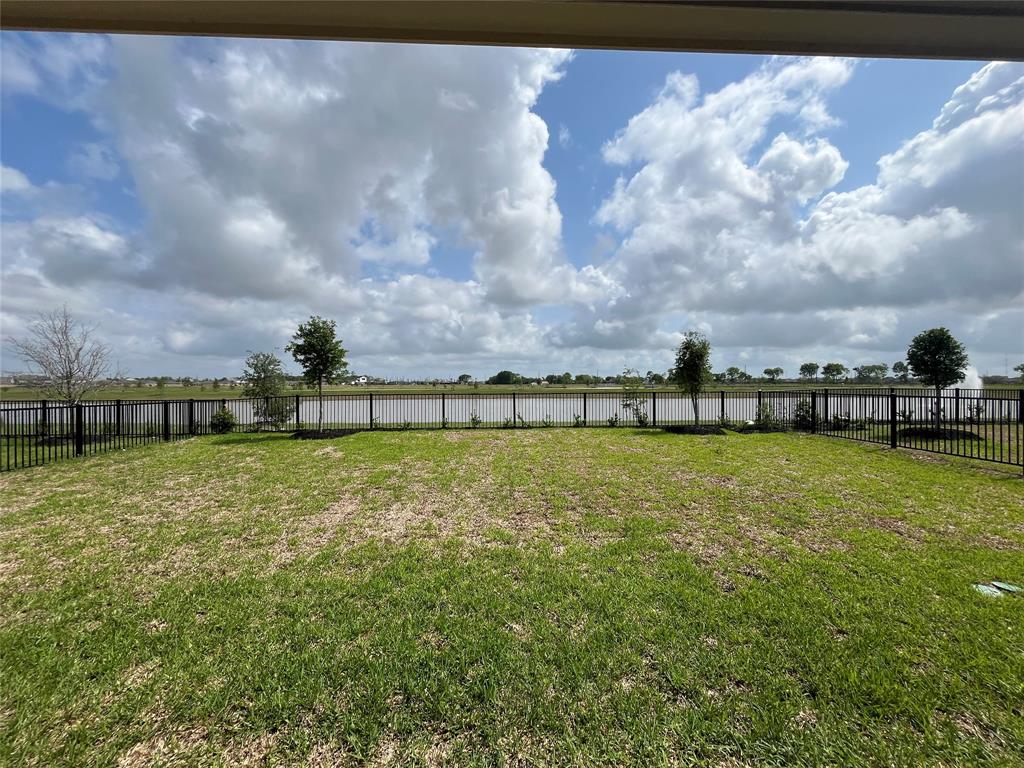 2015 Tioga View Drive, Iowa Colony, Texas image 9