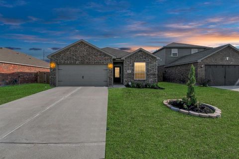 Photo of 424 Maple Fawn Drive, Katy, TX 77493 (MLS # 54895126)