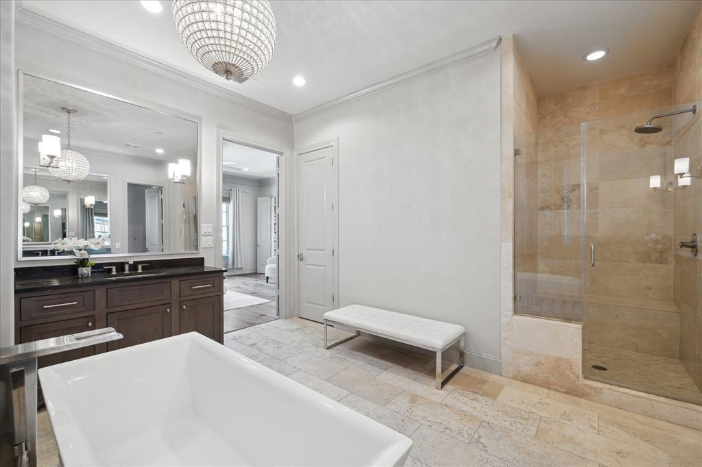1228 Mosaico Lane, Houston, Texas image 19