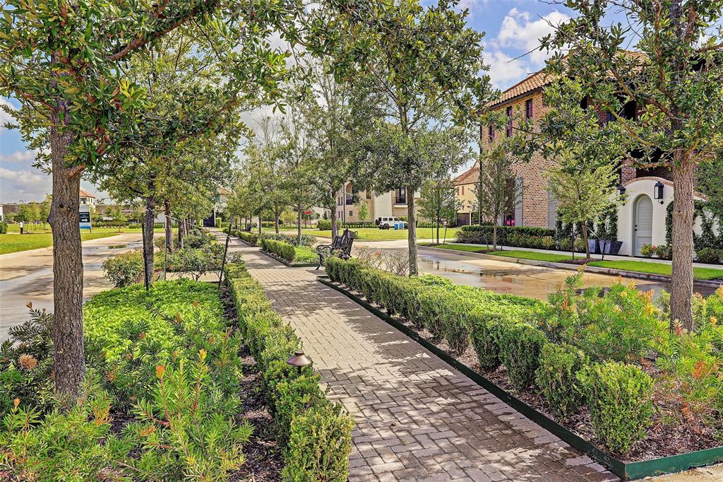 1228 Mosaico Lane, Houston, Texas image 44