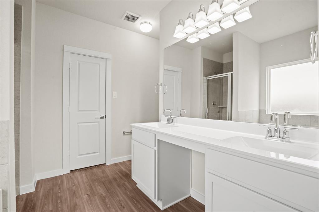 358 Shoreview Drive, Conroe, Texas image 18