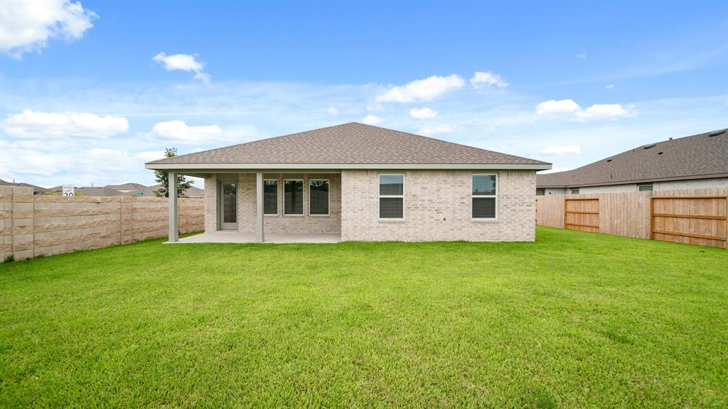 325 Blanco Lane, Dayton, Texas image 16