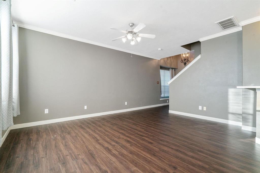 17139 Oakwood Chase Drive, Spring, Texas image 8