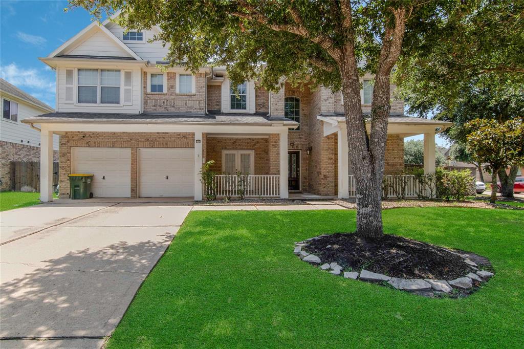 2102 Auburn Shores Drive, Pearland, Texas image 1