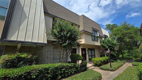 1805 Stoney Brook Drive 103 Houston TX 77063