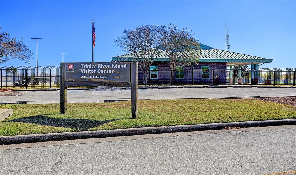 12622 Old Fashion Circle, Mont Belvieu, Texas image 20