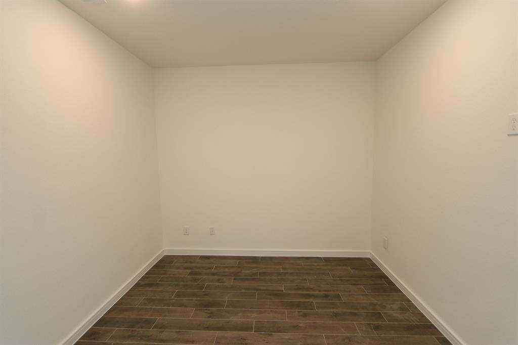 12622 Old Fashion Circle, Mont Belvieu, Texas image 3